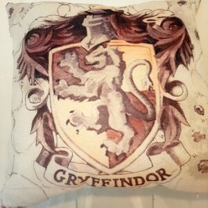 Harry Potter Gryffindor Throw Pillow. Removable Washable Cover.
